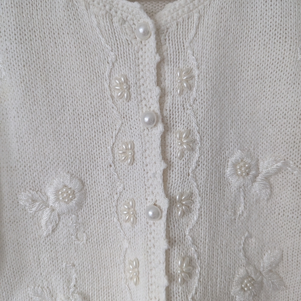 Vintage Cotton White Women's Cardigan Pearl Buttons Embroidered Flowers Size M - Picture 6 of 8